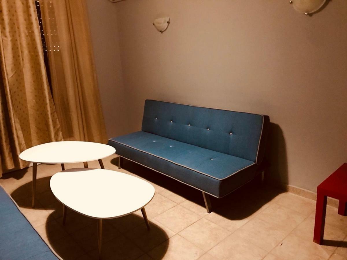 Merilyn Central Apartment Athens Luaran gambar